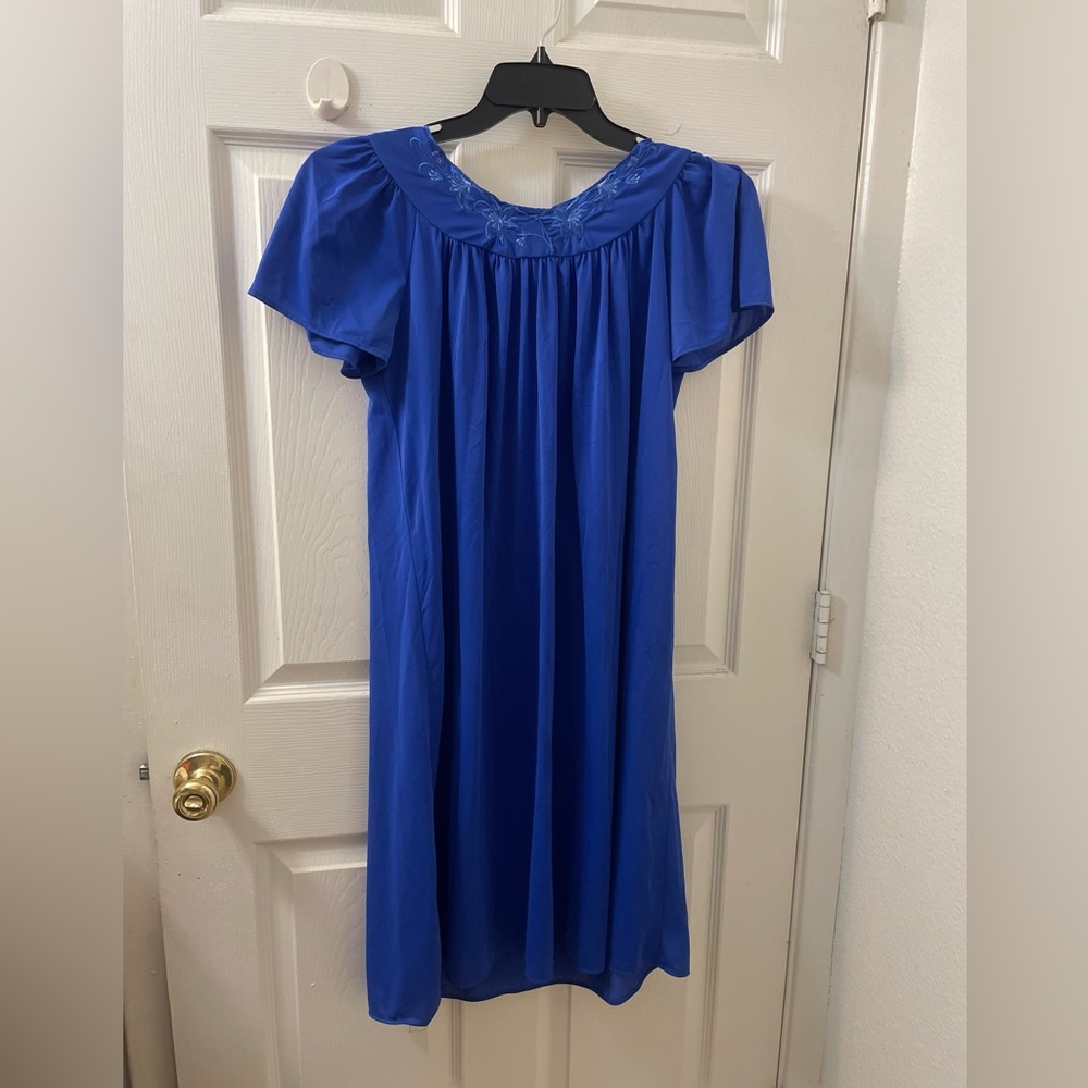 ❌SOLD ❌Blue Short Sleeve nightgown